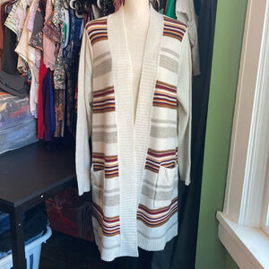 Women's Torrid Cardigan Size 2 Cream Multi-colored